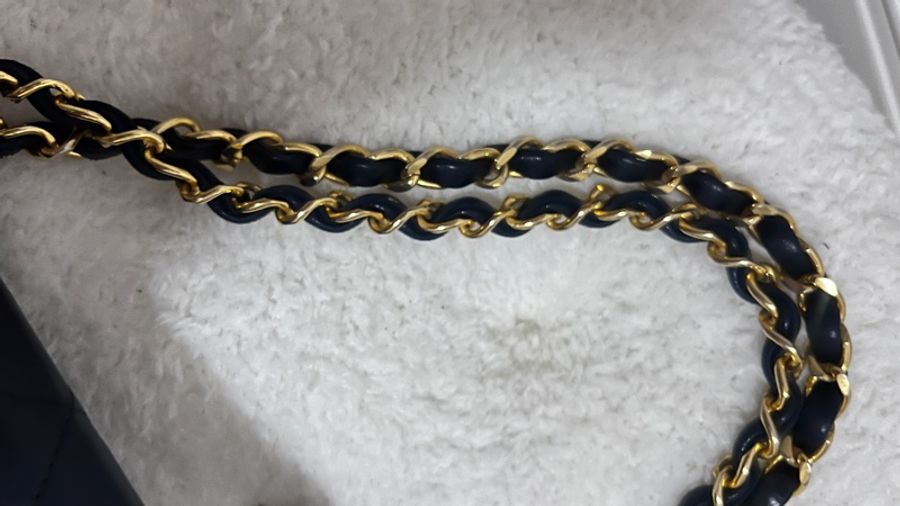 Chanel vintage 19 口蓋包-4