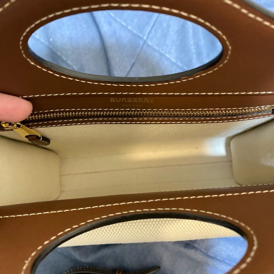 Burberry 口袋包 pocket (經典棕配帆布)-9