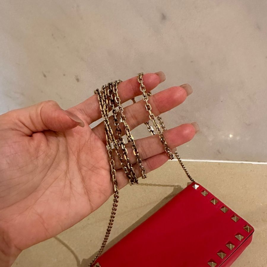 valentino 卯釘斜背鏈條包-5