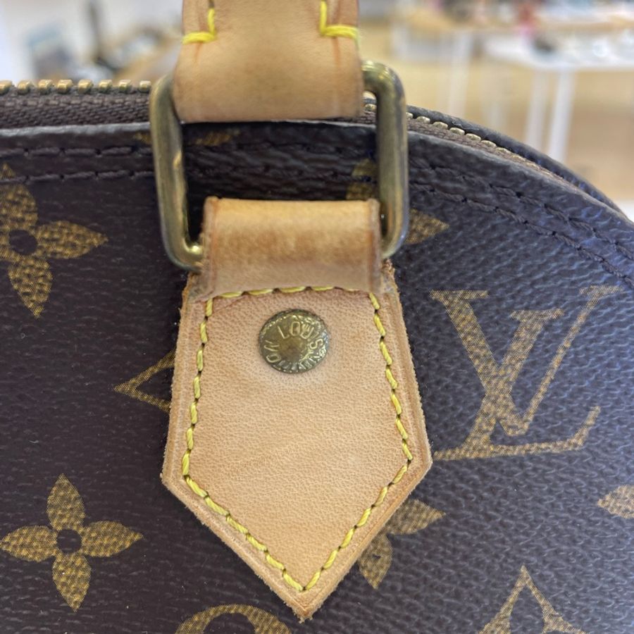 Louis Vuitton Alma BB 貝殼包 手提 斜背 兩用包-44
