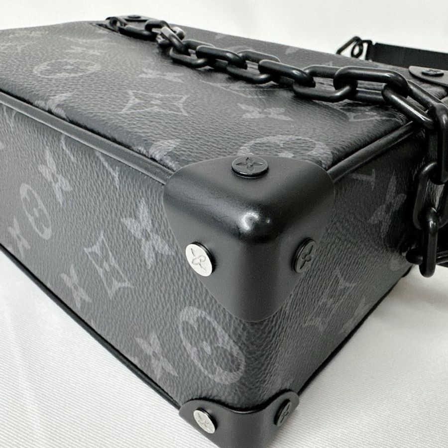 LV Mini Soft Trunk黑花箱包-13