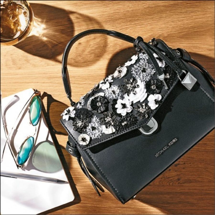 MICHAEL Michael Kors Bristol黑色刺繡立體花卉提包-0
