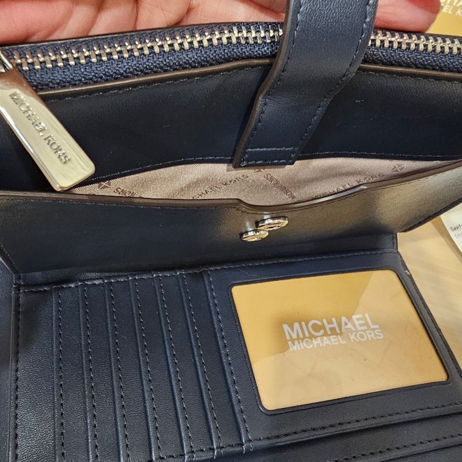 MICHAEL KORS MK 多功能雙拉鍊手掛式 手拿包 中夾 長夾 手機包 護照夾(牛仔 藍色 )-2