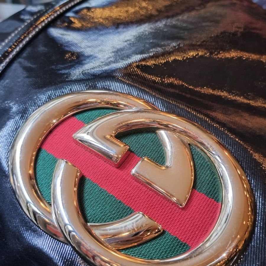 Gucci古馳漆皮復古雙G單肩包-13