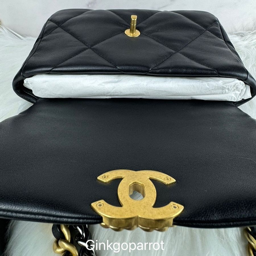 CHANEL 19 菱格紋小羊皮雙色鏈條口蓋包-20