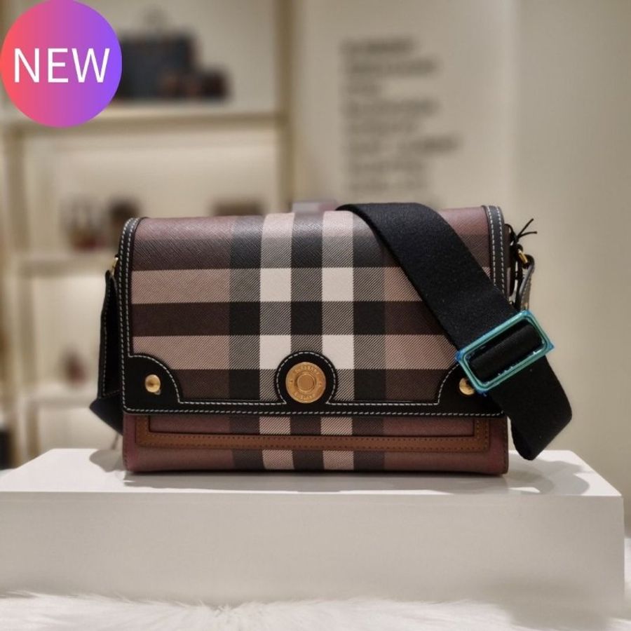 Burberry 80713851 帆布拼皮革 Note 翻蓋 包 樺木棕《當季專櫃正售★全新商品 》-0