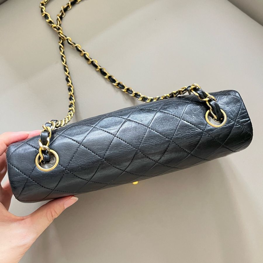 Chanel Vintage 黑色金鏈口蓋包-8