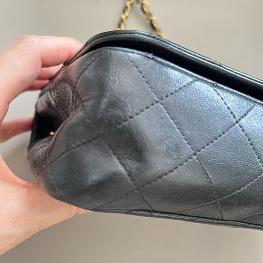 Chanel Vintage 黑色金鏈口蓋包-14