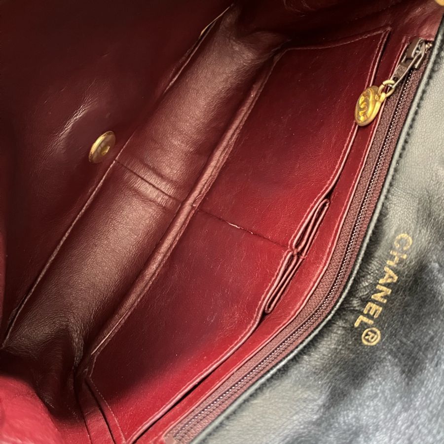 Chanel Vintage 黑色金鏈口蓋包-23