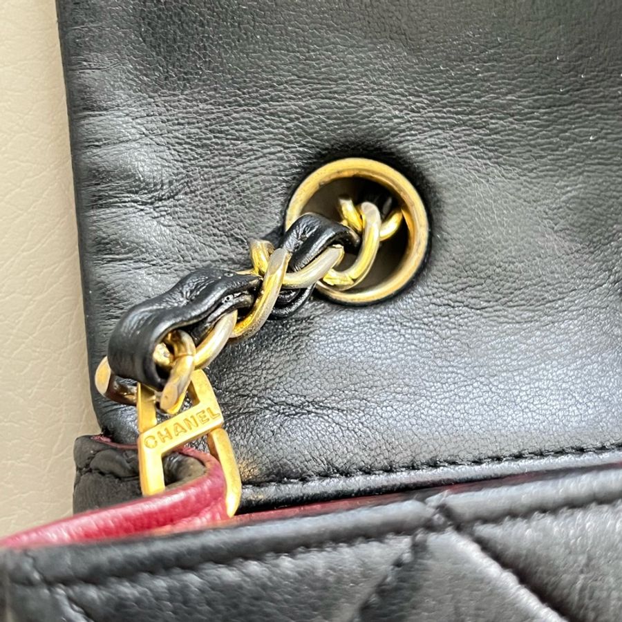 Chanel Vintage 黑色金鏈口蓋包-31
