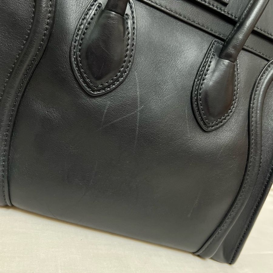 Celine micro 黑色 笑臉包-19