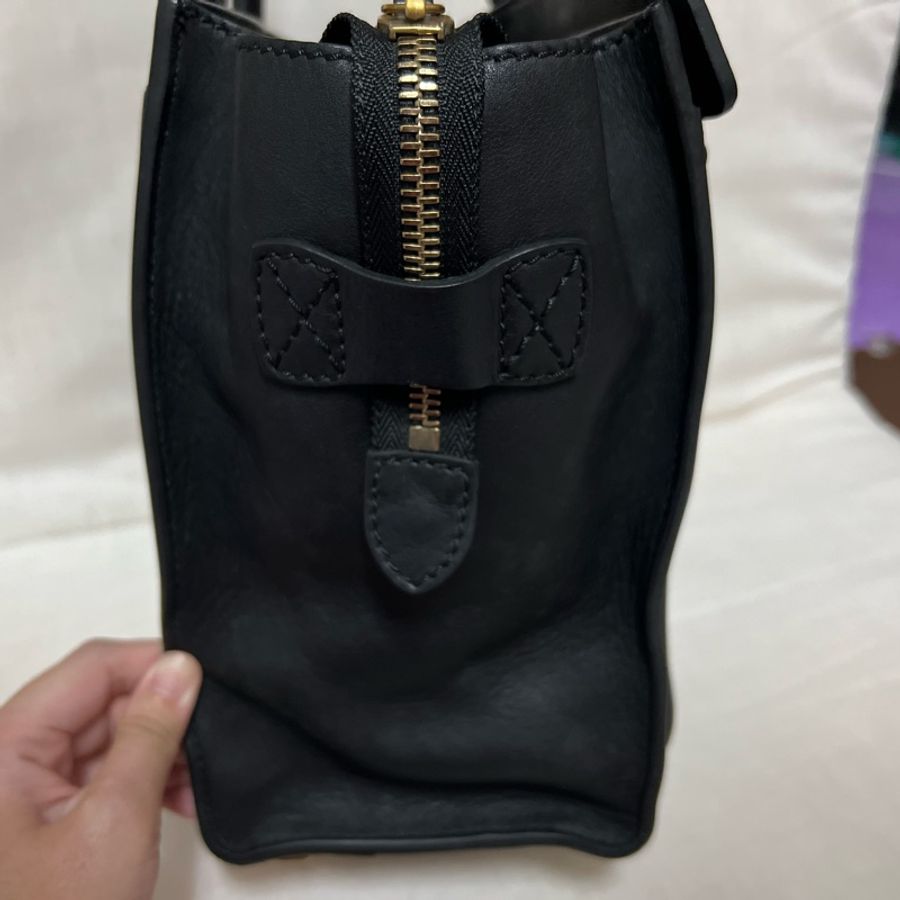 Celine micro 黑色 笑臉包-22