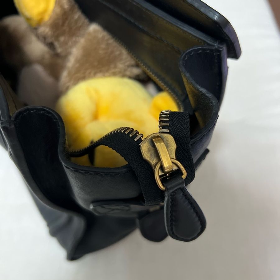 Celine micro 黑色 笑臉包-26