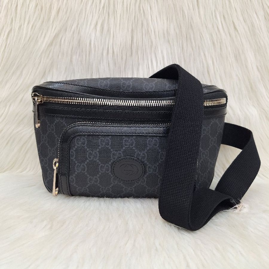 GUCCI GG logo 黑色字紋防水 斜背包 腰包 胸口包-2