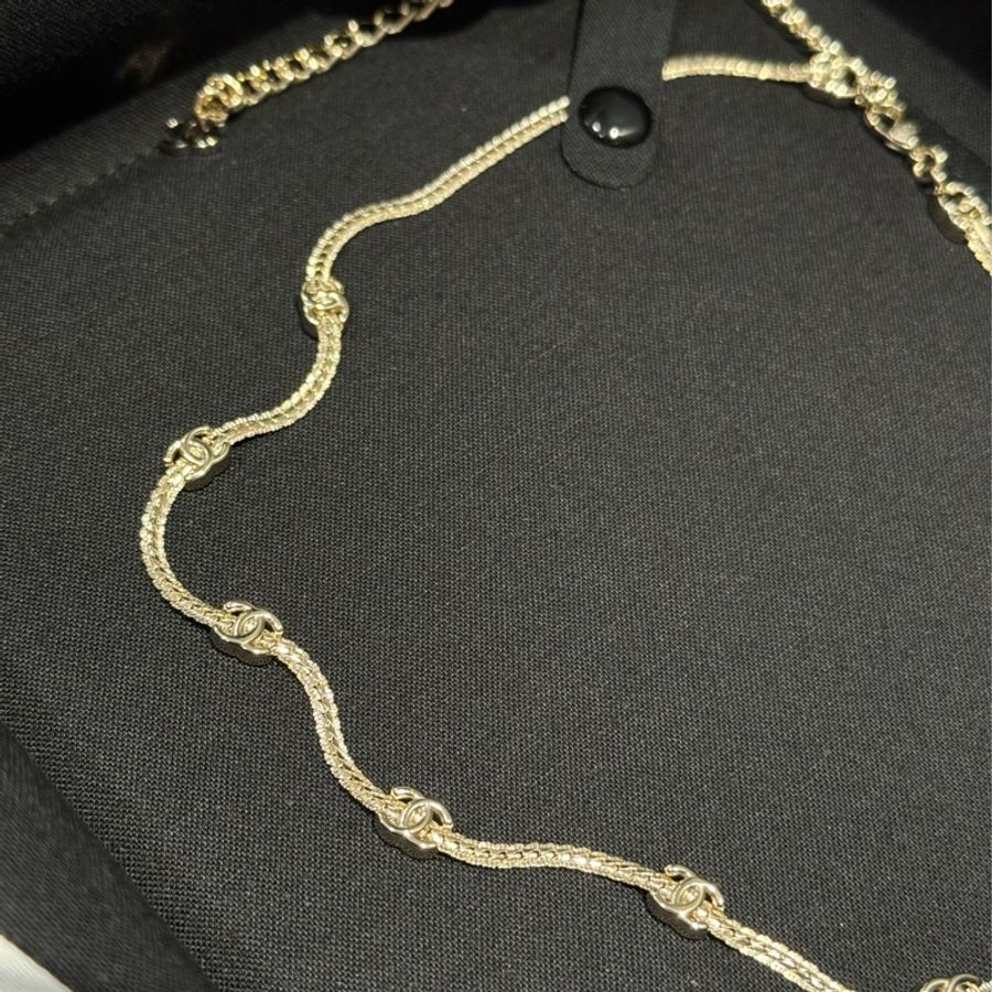 ♡ ☺︎ Chanel 7花魚骨淡金鏈項鍊全新-4