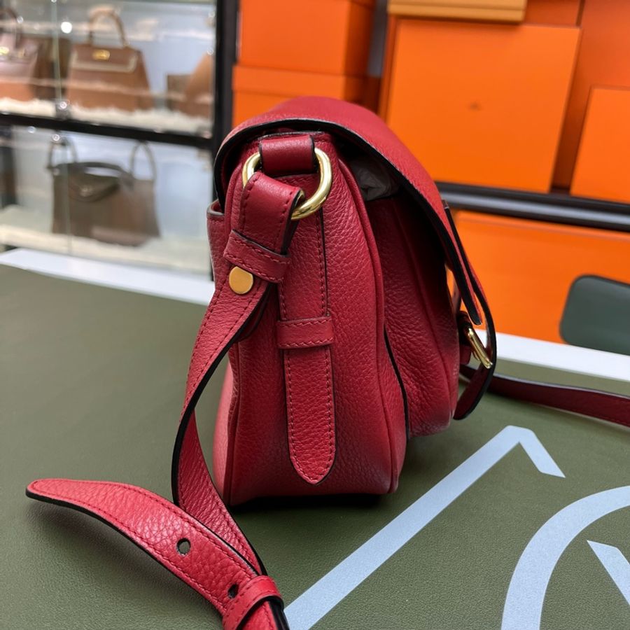 Prada 紅色 純牛皮 荔枝紋 郵差包 斜挎單肩❤️-3
