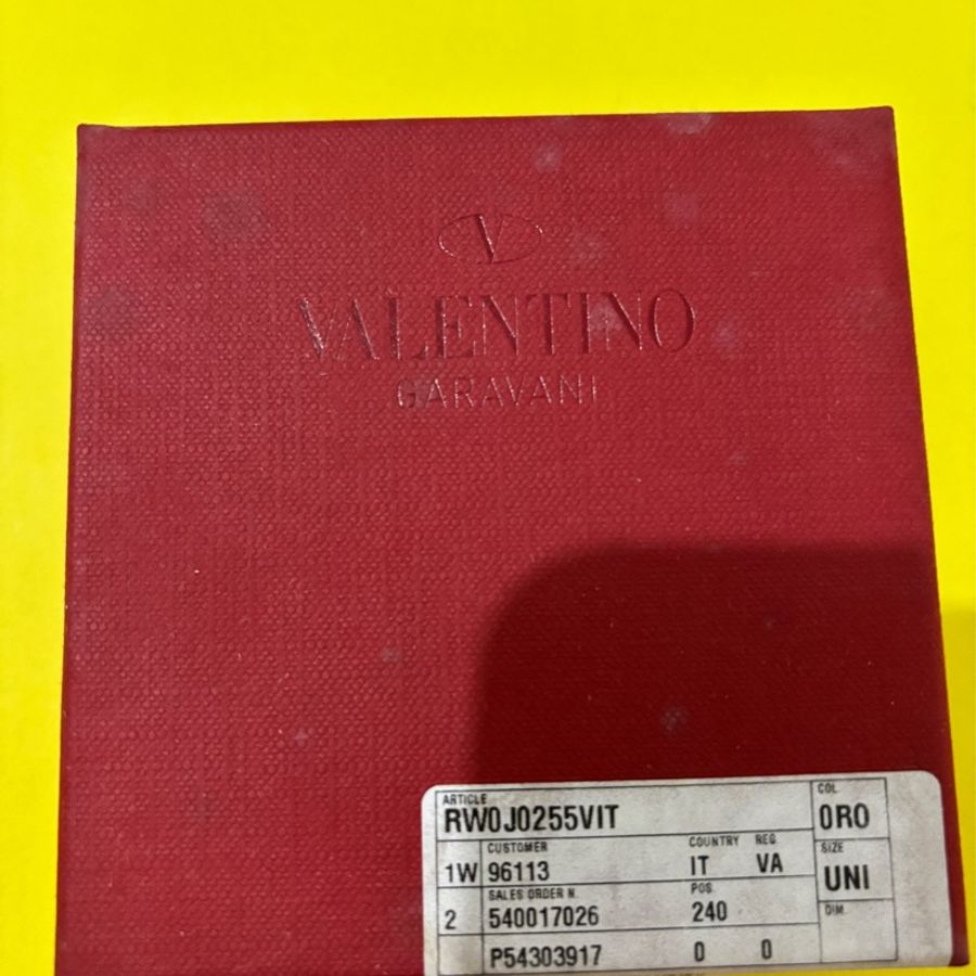 VALENTINO 紅色皮革卯釘手環-7