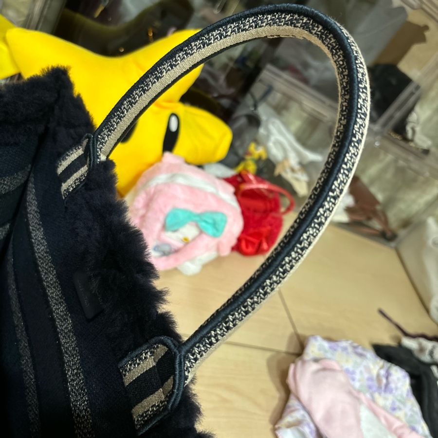 Christian Dior限量刺繡泰迪熊黑色中號手提包-14