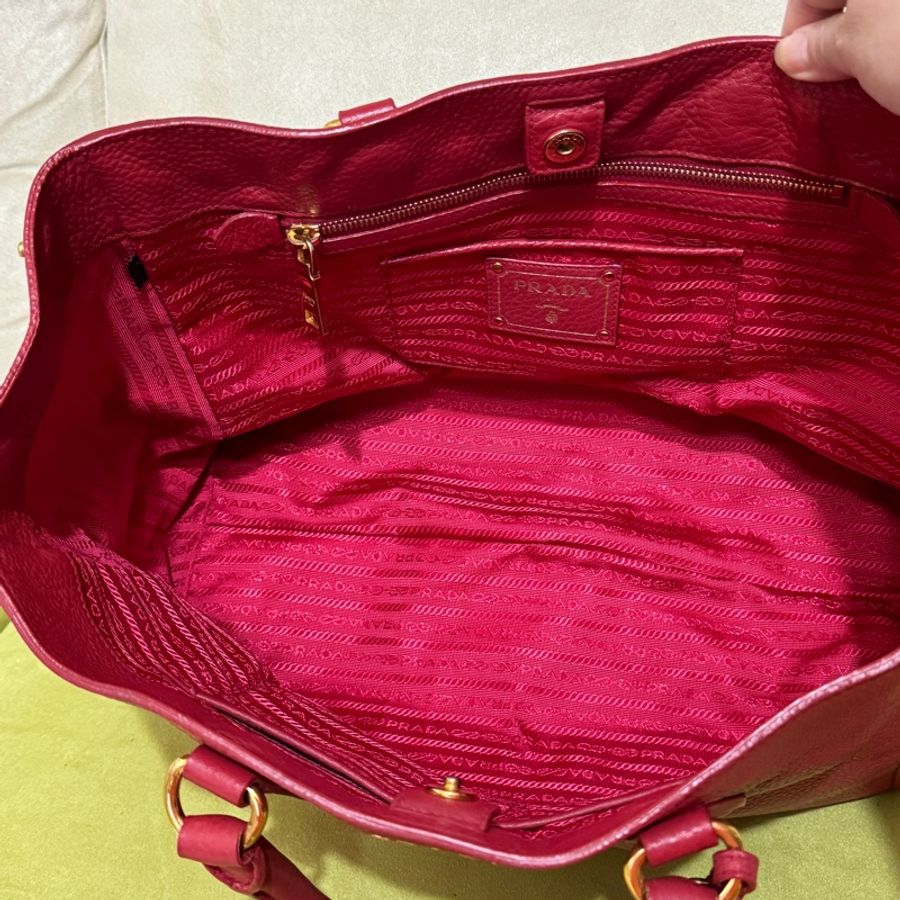 Prada 牛皮手提包-7
