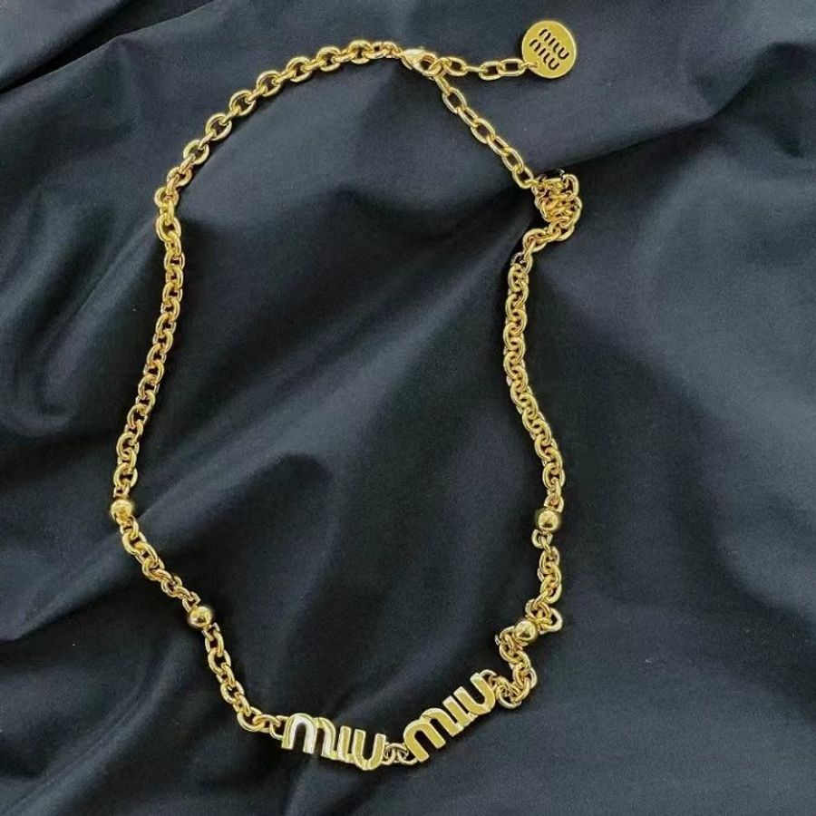 miumiu字母項鍊 全新-0
