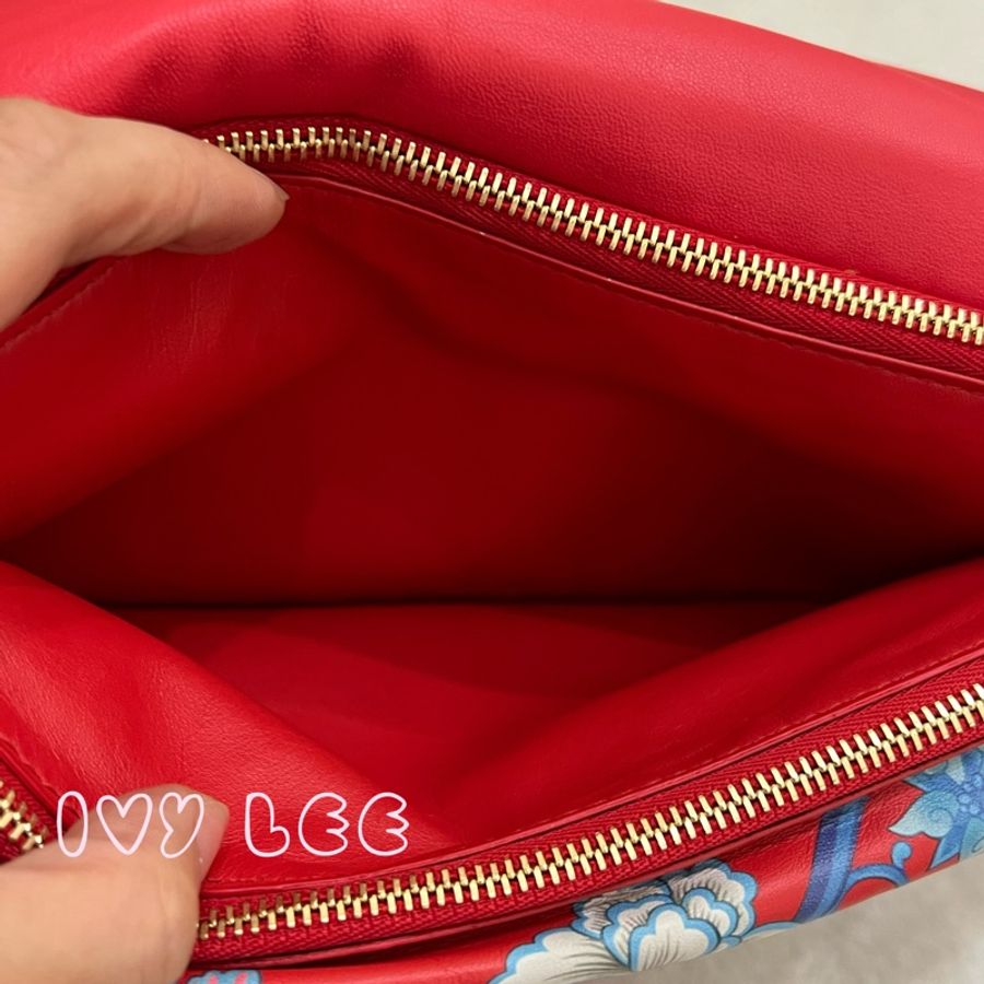 Salvatore Ferragamo小牛皮 牛年特別版 Viva 蝴蝶結 單肩包 二手精品-4
