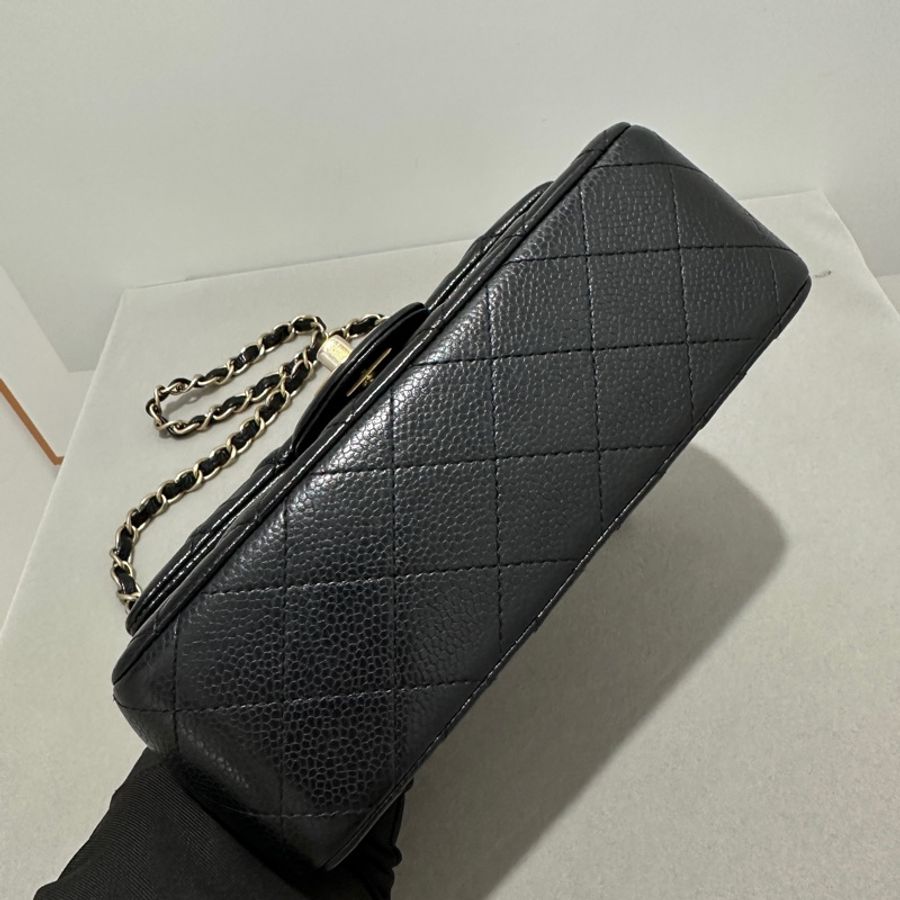Chanel Caviar 20cm 金扣-2