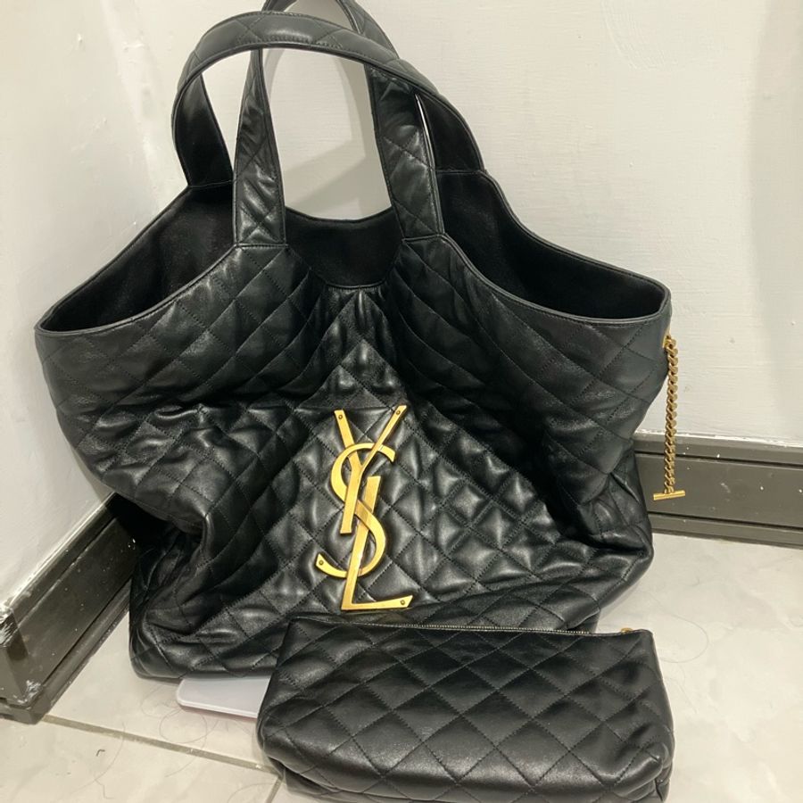 YSL icare Maxi小羊皮購物袋-0