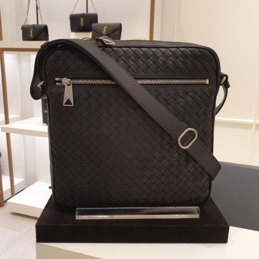 Bottega Veneta 443872 小羊皮編織郵差包 - 黑色經典設計,義大利製【促銷品】-7