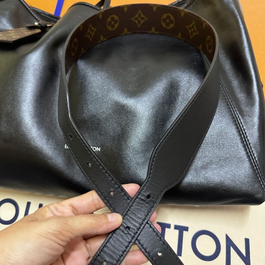 LV 黑武士 男女通用 M25143 CarryAll Dark MM-14