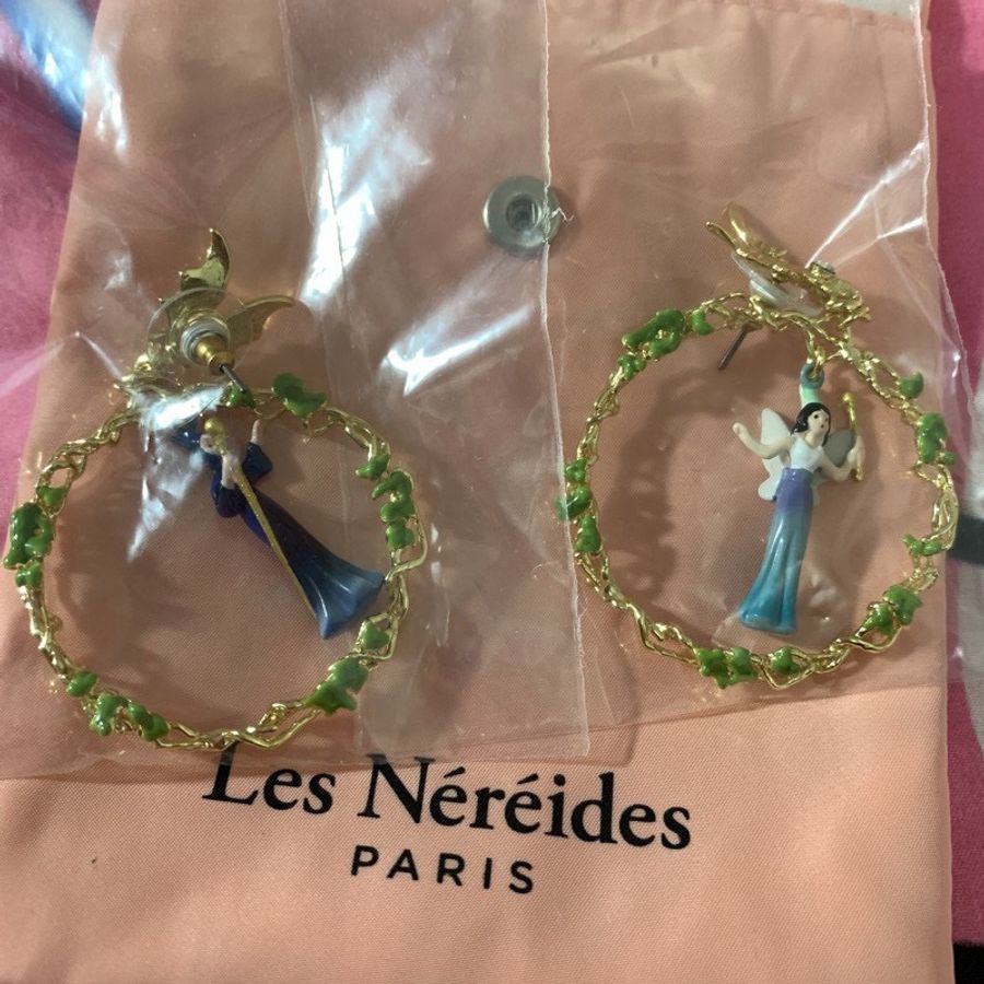 Les Néréides童話故事好壞仙女耳環-0