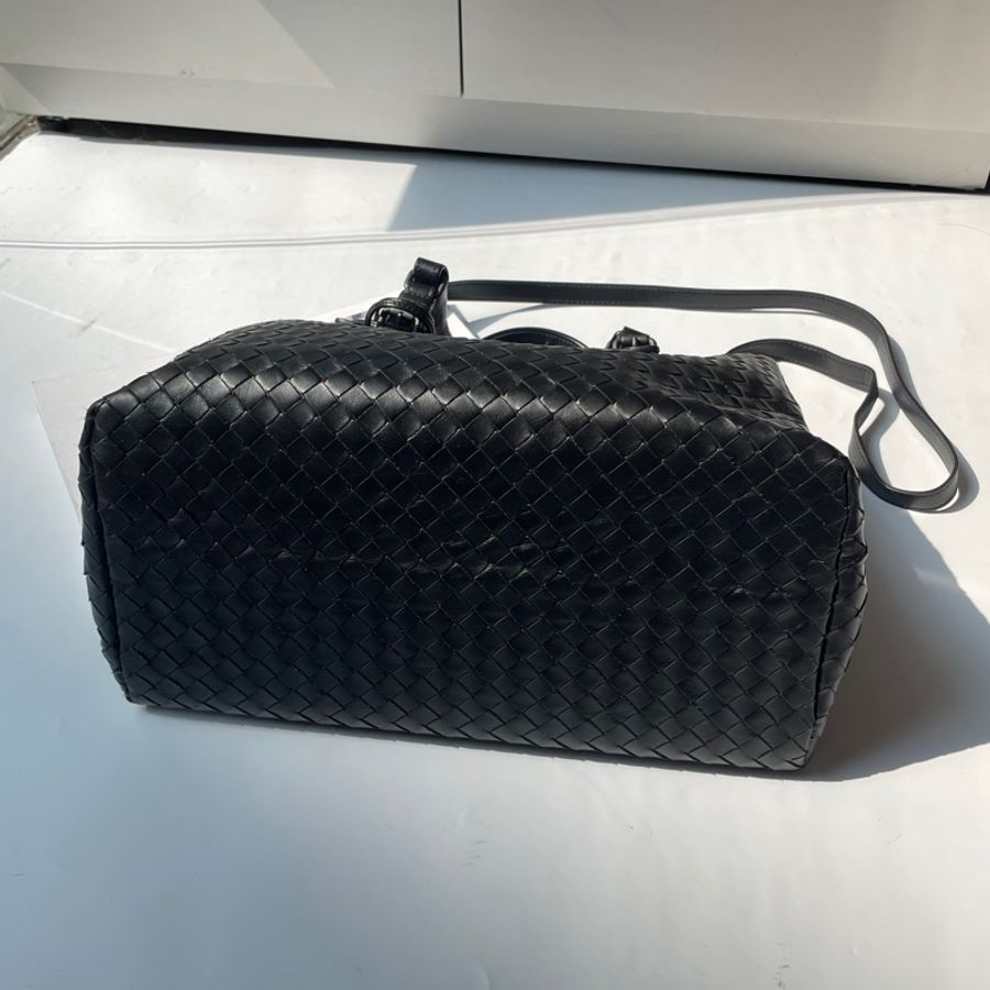 Bottega Veneta Roma黑皮編織包-12