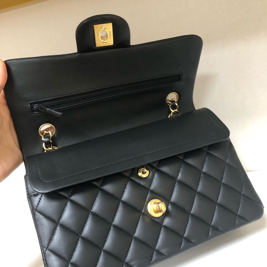 Chanel香奈兒cf小號黑色羊皮雙蓋金扣鏈條包,鐳射27開-5