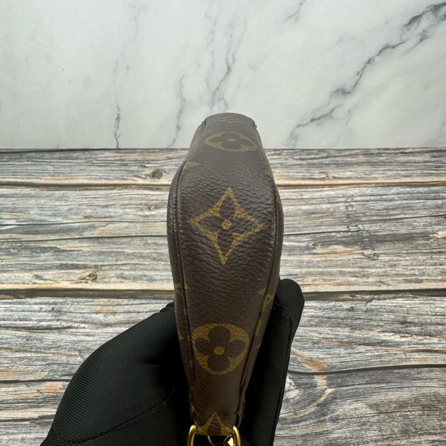 Louis Vuitton 路易威登M58009 經典Monogram帆布迷你金鍊 #麻將包🈶台灣專櫃購證-17