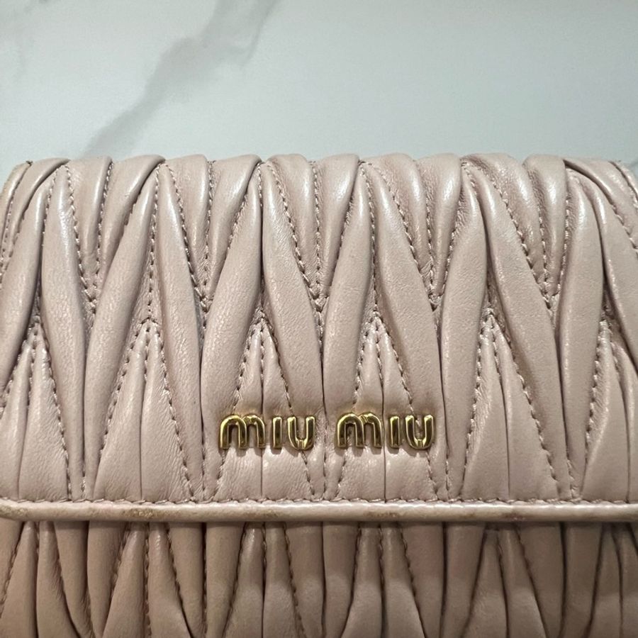 miumiu軟皮短夾銀包雙面裸粉色絕版-7