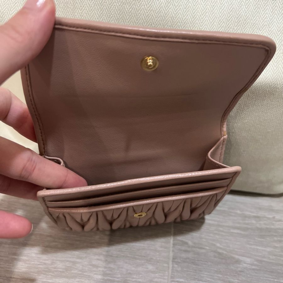 miumiu軟皮短夾銀包雙面裸粉色絕版-17