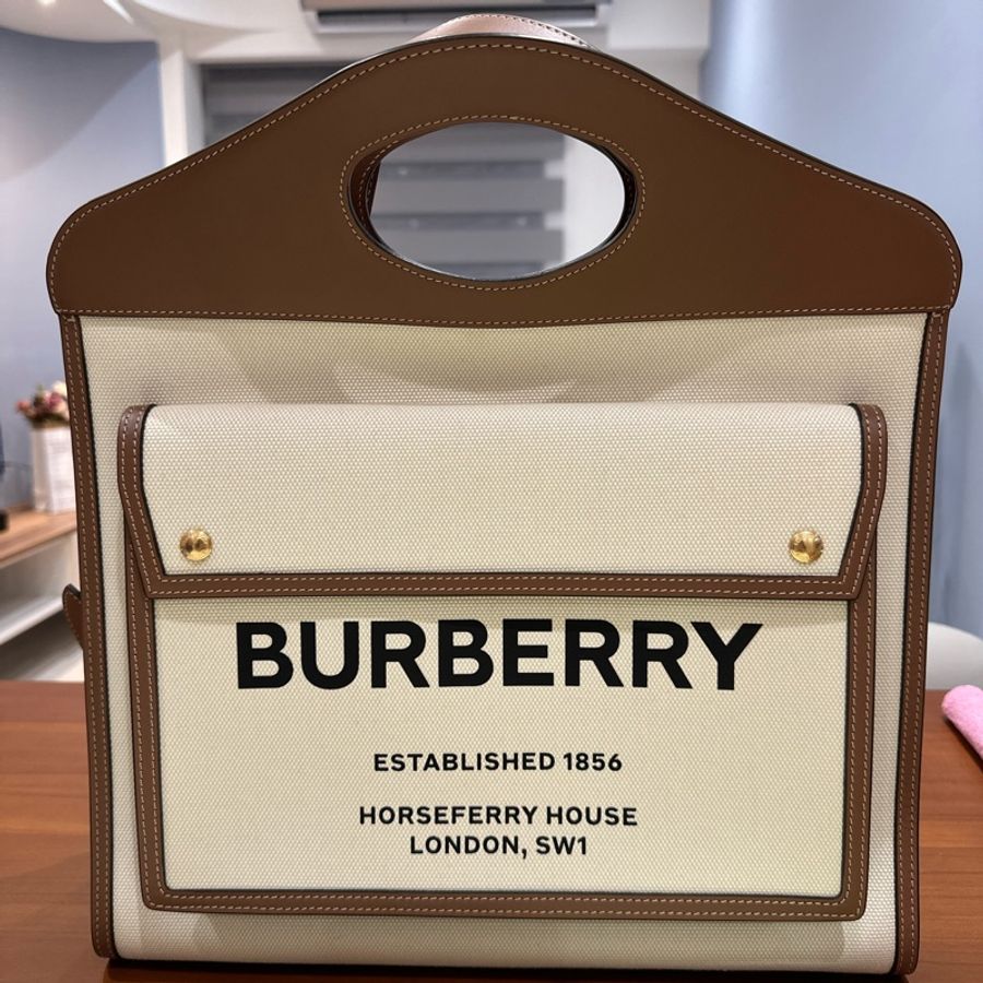 BURBERRY Pocket 大號帆布拚皮革二用口袋包-0