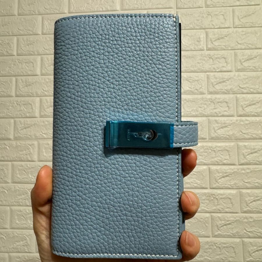 BALLY Amber 鎖頭設計粒面小牛皮多夾層中長夾-6