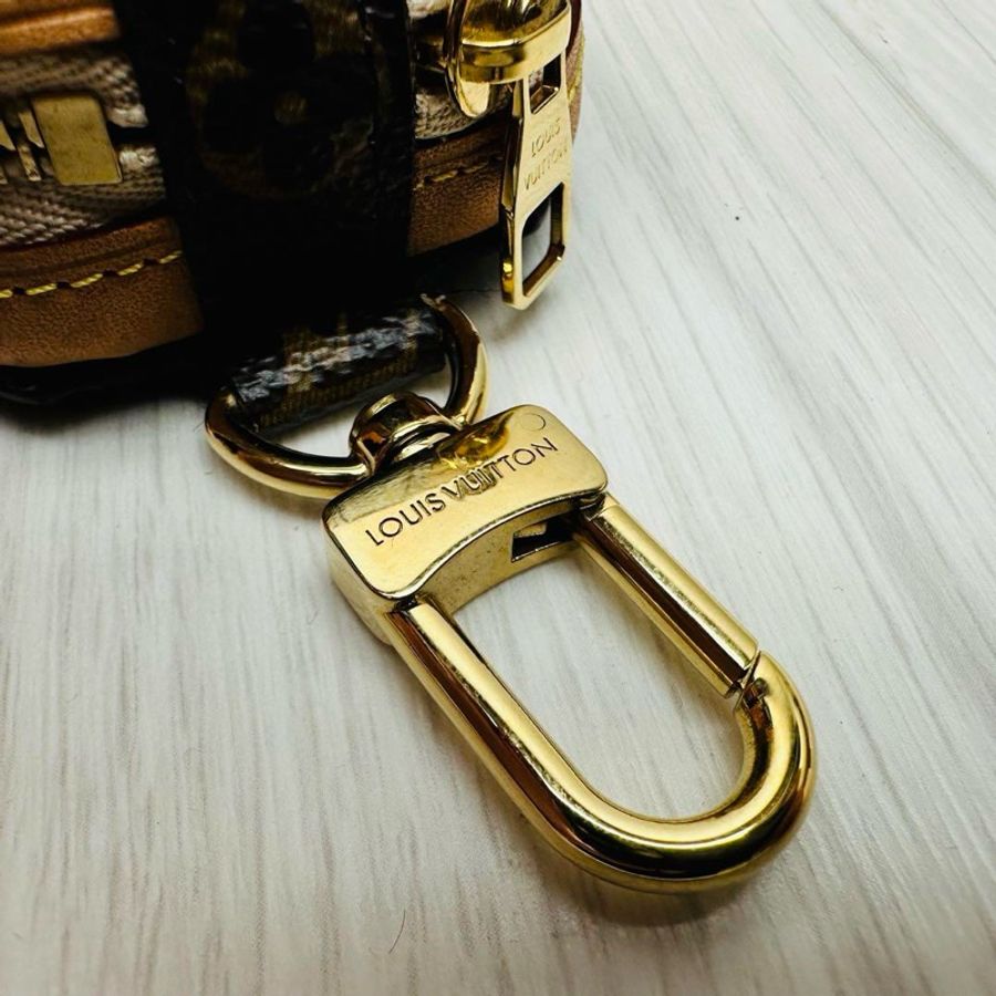 LOUIS VUITTON 路易威登 晶片零錢包 化妝包 耳機包-3