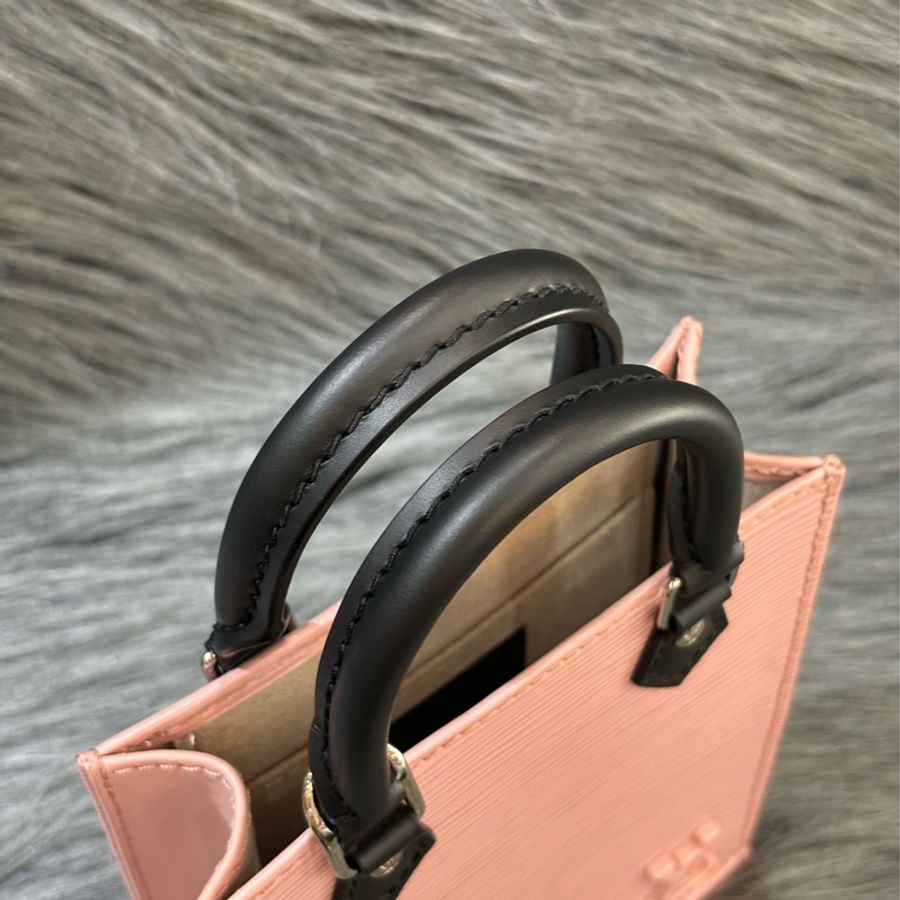 LV M69575 黑色粉紅 BP MINI PETIT SAC PLAT 琴譜包 手提包 斜背包-14