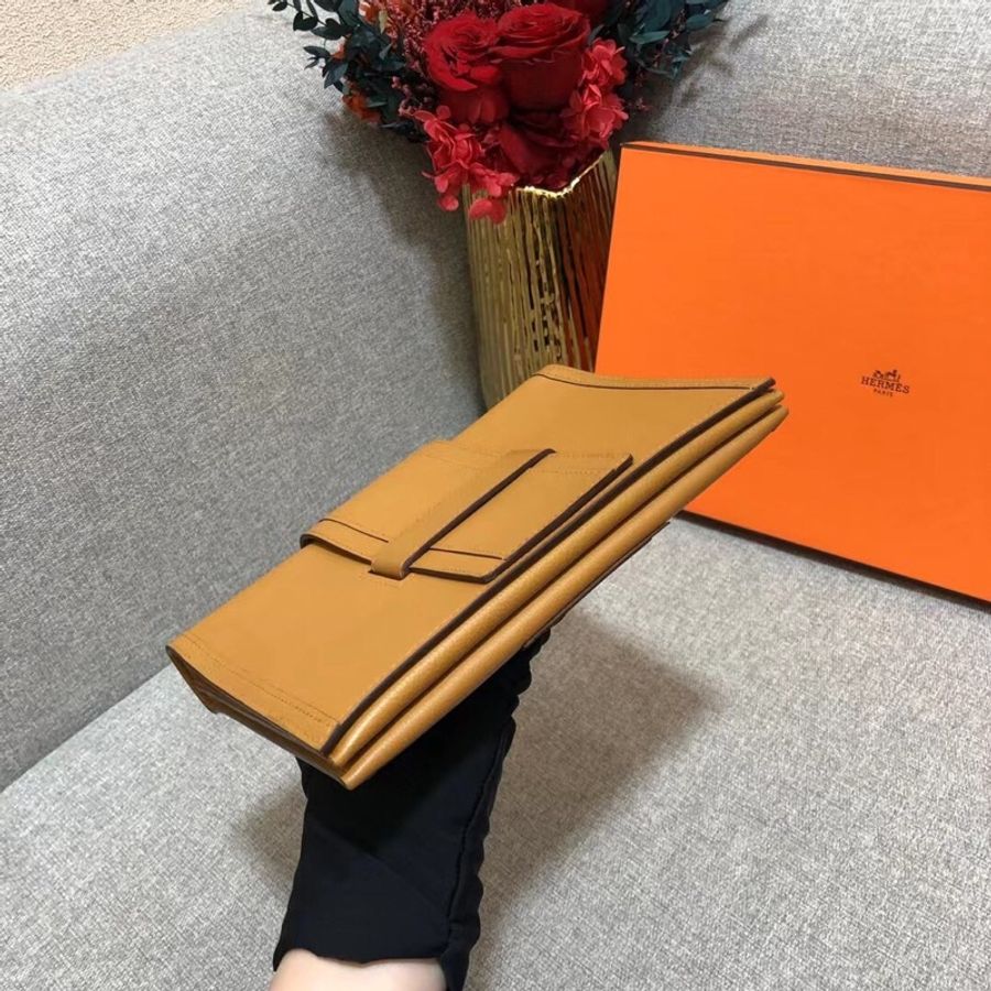 hermes H passant 愛馬仕新款芝麻色Z 刻斜挎包-4