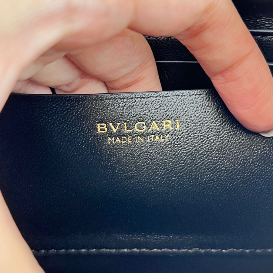 （全新‼️送禮首選標籤未拆）BVLGARL 寶格麗 棉花糖系列手拿包（限定白色）-15