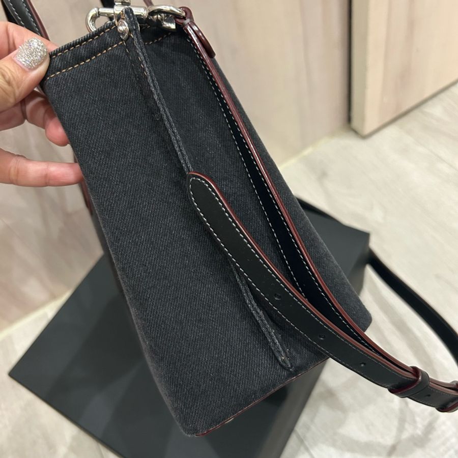 COACH WILLOW 24 單寧托特手袋-4