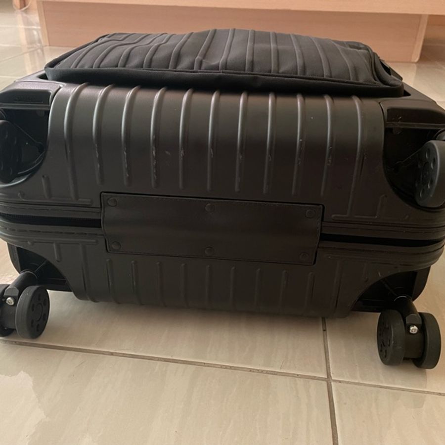 RIMOWA 登機商務行李箱-7