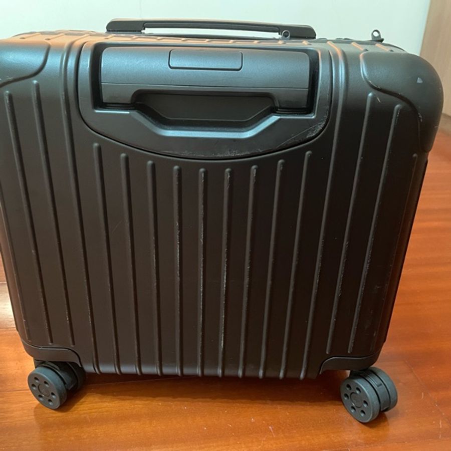 RIMOWA 登機商務行李箱-14