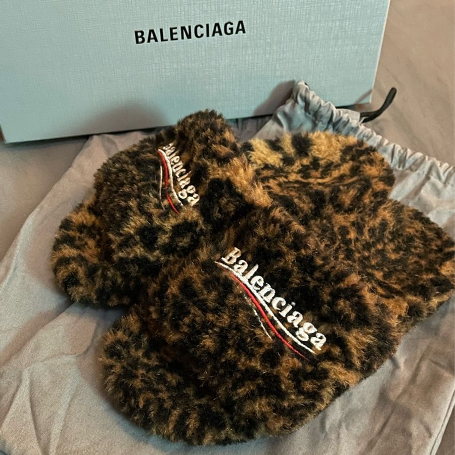Balenciaga 豹紋毛拖鞋 《全新》-1