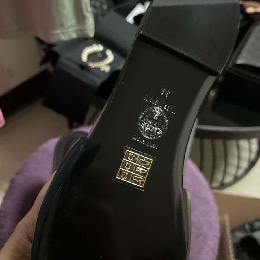 VERSACE 凡賽斯 杜莎鞋39號-4