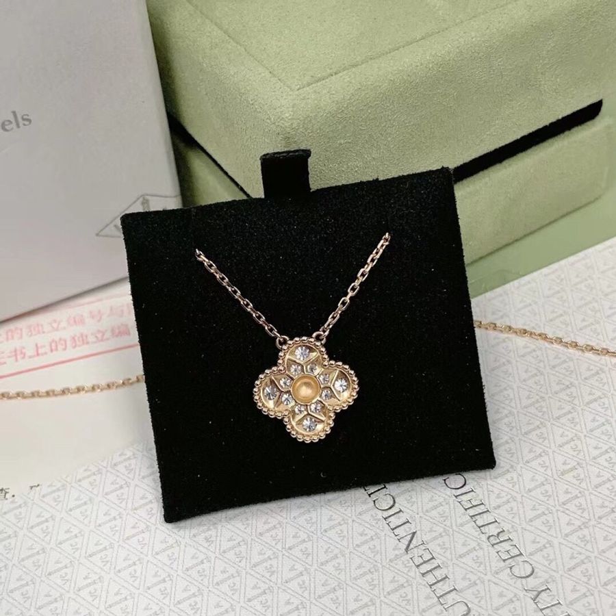 Van Cleef & Arpels梵克雅寶alhambra四葉草玫瑰金滿鑽中號項鍊，2021購入-4
