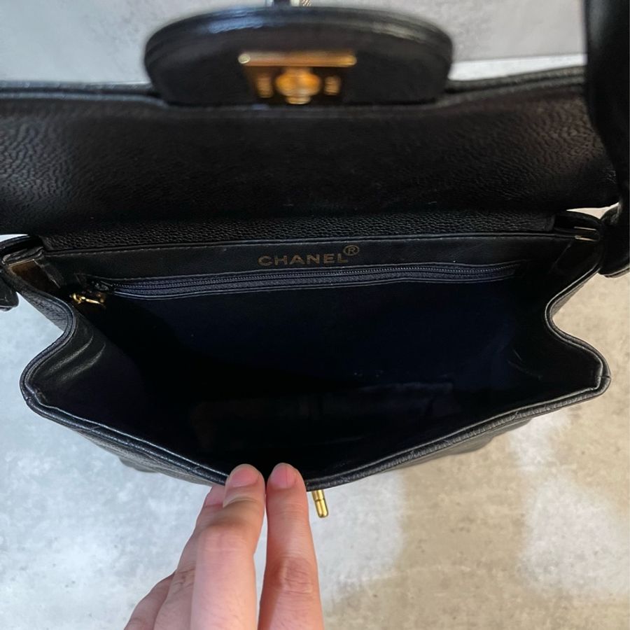 Chanel Vintage Classic Both Side Flap Handbag/ Chanel中古黑金魚子醬皮雙子星-12