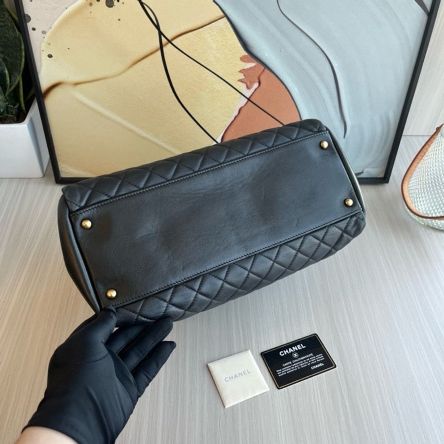 CHANEL 大號 保齡球包 黑金羊皮-4
