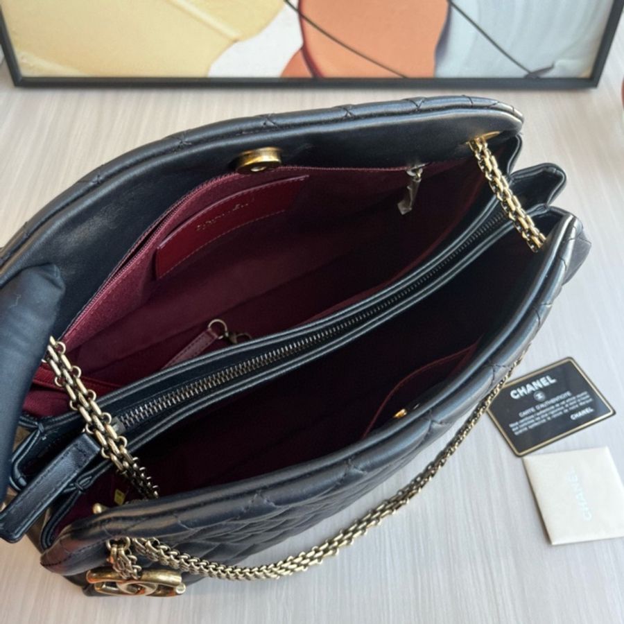 CHANEL 大號 保齡球包 黑金羊皮-5